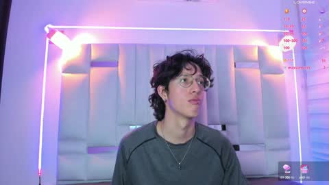 Manuel online show from 01.09.25