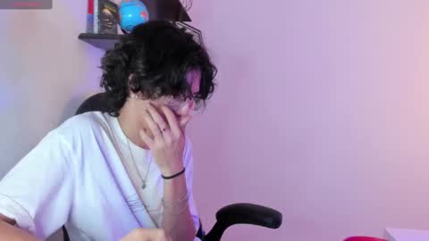 Manuel online show from 09.16.25