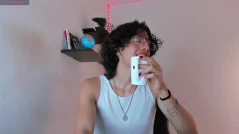 Manuel online show from 10.09.25