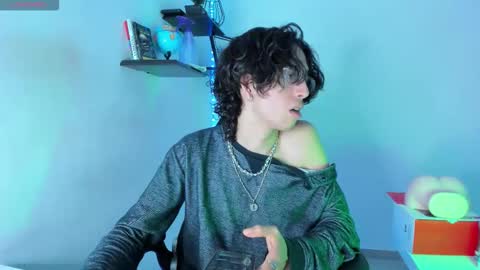 Manuel online show from 10.23.25