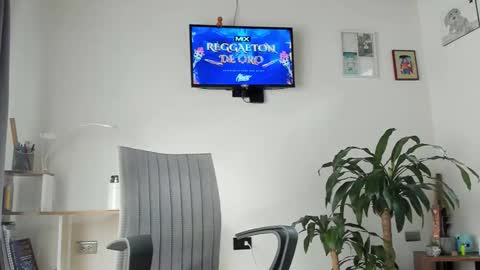 manucute 23  online show from 09.24.25