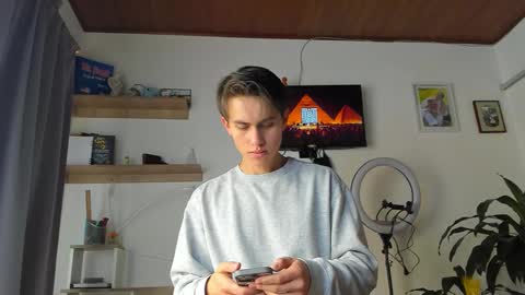 manucute 23  online show from 01.15.26