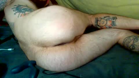 Snapshot of manuel_dexterity chatting on 12.31.24 Daddy online show from 12.31.24