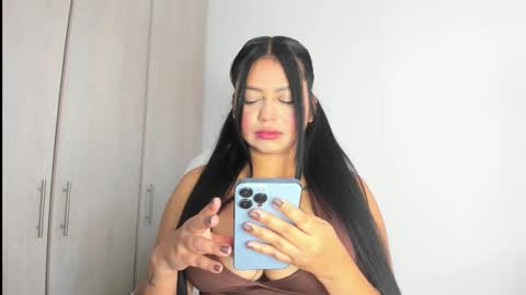 MANUELA online show from 03.11.26