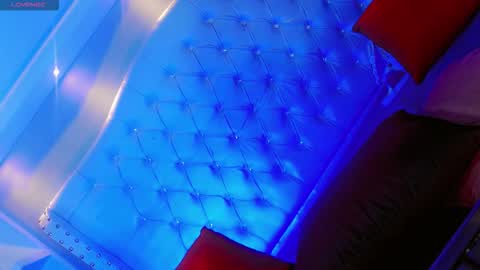 Manuela Kingsley online show from 01.13.26