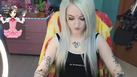 Manuela online show from 04.21.26