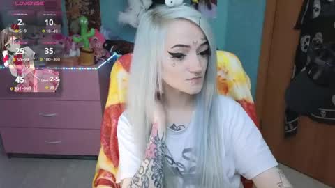 Manuela online show from 04.22.26