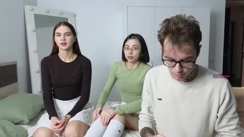 mar7gan online show from 11.25.25