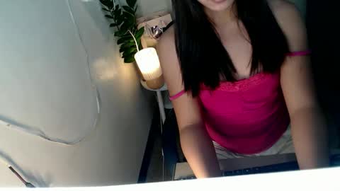 Snapshot of mar_marie chatting on 04.28.26 mar_marie online show from 04.28.26