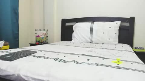 Mara online show from 12.16.25