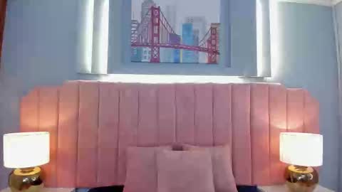 Snapshot of mara_brooks chatting on 12.21.24 Mara online show from 12.21.24