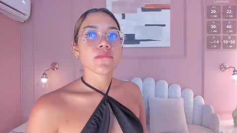 Snapshot of mara_brooks chatting on 03.02.25 Mara online show from 03.02.25