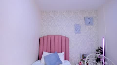 Mara online show from 04.11.26