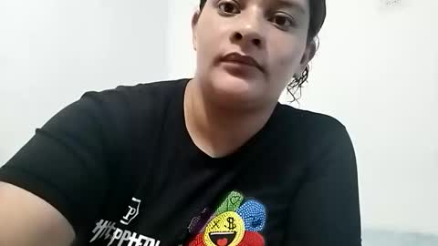 Snapshot of mara_lopez001 chatting on 05.17.26 mara_lopez001 online show from 05.17.26