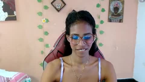 Snapshot of mara_summer chatting on 04.04.26 Mara 3 online show from 04.04.26