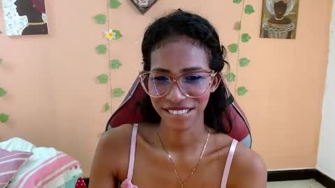 Snapshot of mara_summer chatting on 04.05.26 Mara 3 online show from 04.05.26