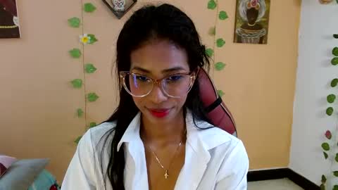 Snapshot of mara_summer chatting on 04.11.26 Mara 3 online show from 04.11.26