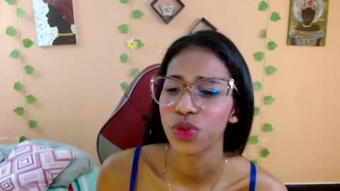 Snapshot of mara_summer chatting on 04.17.26 Mara 3 online show from 04.17.26