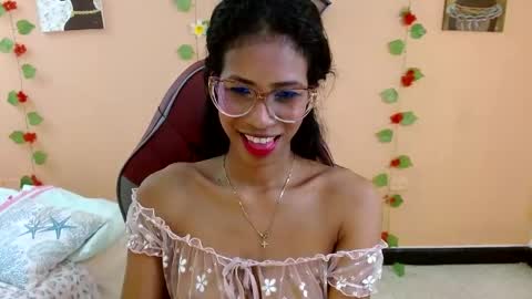 Snapshot of mara_summer chatting on 04.27.26 Mara 3 online show from 04.27.26
