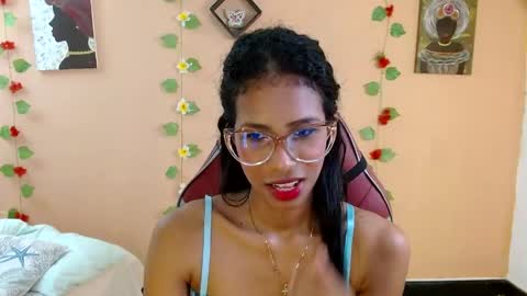 Snapshot of mara_summer chatting on 05.10.26 Mara 3 online show from 05.10.26