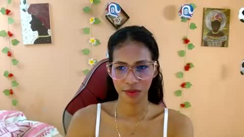 Snapshot of mara_summer chatting on 07.16.26 Mara 3 online show from 07.16.26