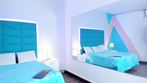 mara_winters_ online show from 10.13.25