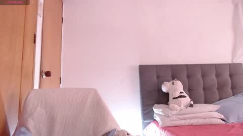 maraa_lee online show from 12.22.24