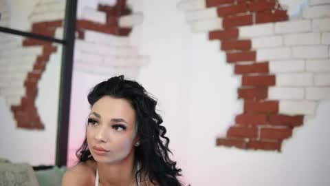 Snapshot of maraciel chatting on 02.22.26 Mara online show from 02.22.26