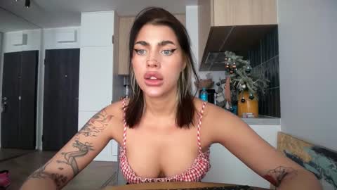 Marakuia online show from 01.07.26