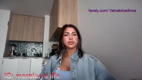 Marakuia online show from 02.22.26