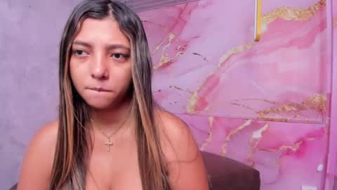 Snapshot of maraluna_ chatting on 04.15.26 Maraluna online show from 04.15.26