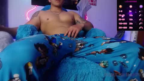 Snapshot of marc_locke chatting on 10.13.25 Marc Locke online show from 10.13.25