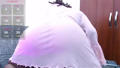 Snapshot of marcelagreyy chatting on 09.19.25 MARCELA online show from 09.19.25