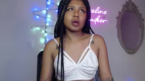 Snapshot of marceline_abadeer00 chatting on 12.25.24 Michell Dayan online show from 12.25.24