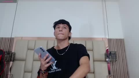Snapshot of marckpassion chatting on 02.06.25 Marck online show from 02.06.25