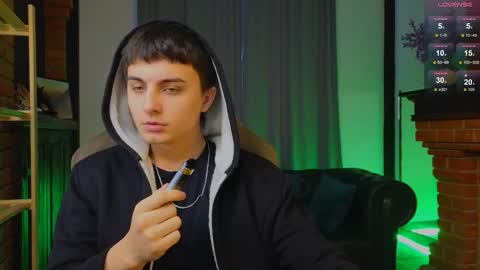 Marco online show from 12.21.25