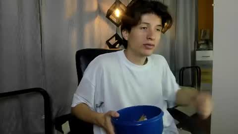 Snapshot of marcoviolet chatting on 06.26.26 marcoviolet online show from 06.26.26