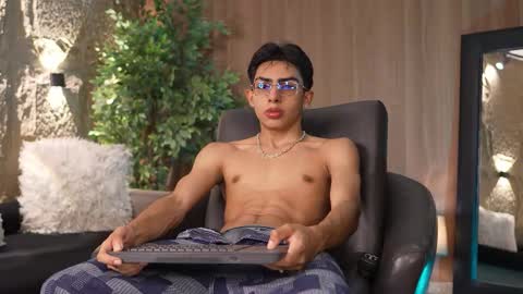 Marco and Ethan online show from 12.04.25