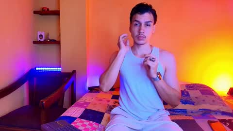 Marcus Hanks online show from 10.07.25