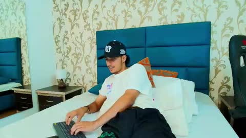 marcus_jeron online show from 10.03.25