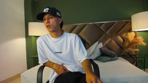 marcus_jeron online show from 10.12.25