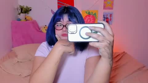 Snapshot of marcy_grey chatting on 06.25.26 danna online show from 06.25.26