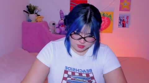 Snapshot of marcy_grey chatting on 07.16.26 danna online show from 07.16.26