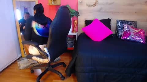 Snapshot of margare_scarlett chatting on 01.31.25 margare_scarlett online show from 01.31.25