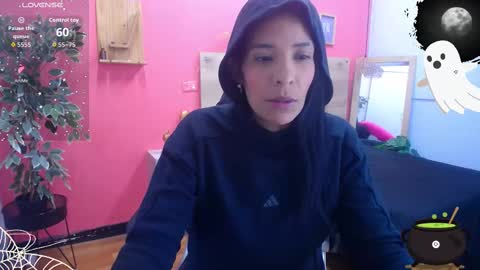 Snapshot of margare_scarlett chatting on 10.08.25 margare_scarlett online show from 10.08.25