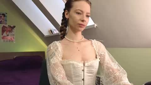  - Alisa online show from 10.16.25