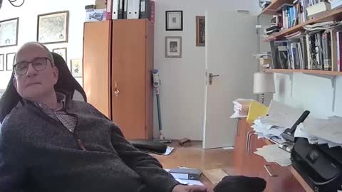 Snapshot of marginalie chatting on 01.19.25 marginalie online show from 01.19.25