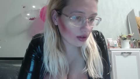 margo_shine online show from 02.13.26