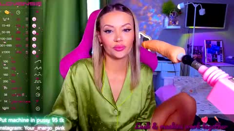 Snapshot of margohotty chatting on 03.08.25 Margo for you online show from 03.08.25