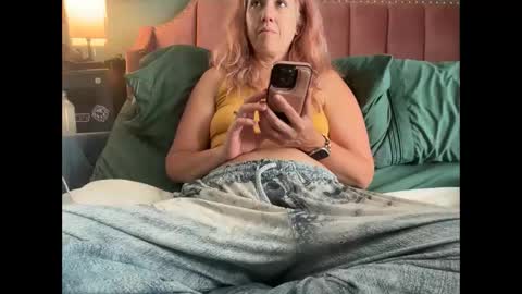 Elle online show from 09.28.25